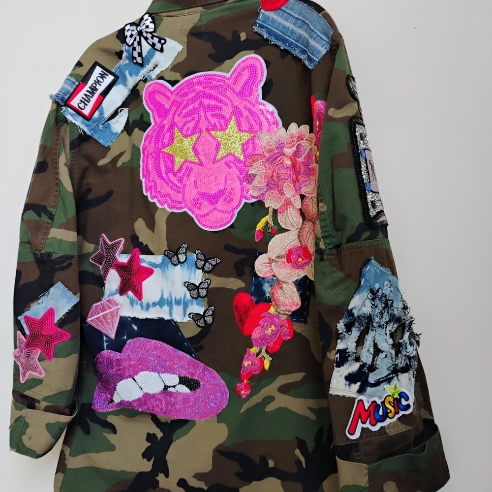 Ladies Large Long Fitted Camo With Patchwork Utility Jacket. Ships In 1 Day. - Picture 5 of 8